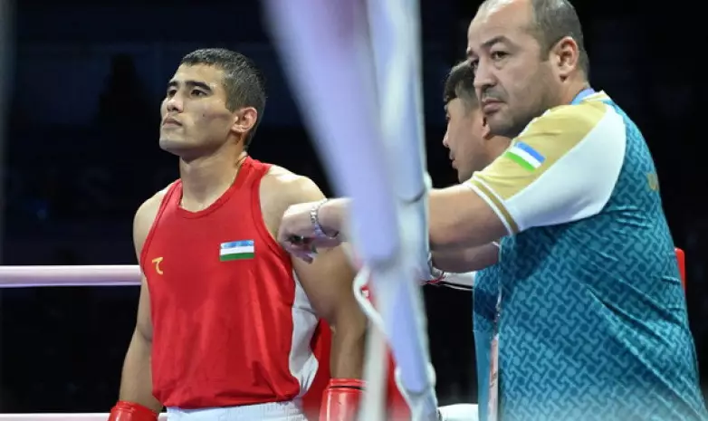 Казахский боксер из Узбекистана уступил в четвертьфинале Олимпиады