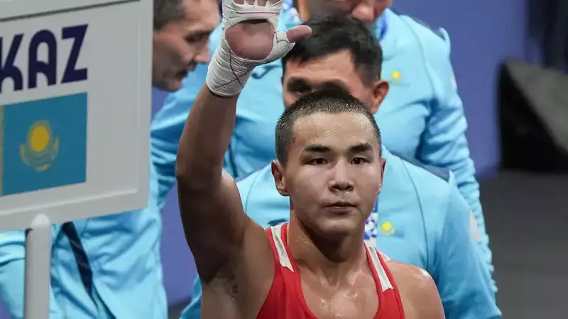 Казахстанский боксёр получил ценный совет перед битвой за медаль Олимпиады