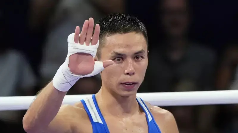 Сакену Бибосынову спрогнозировали победу над узбекским боксёром Дусматовым на Олимпиаде