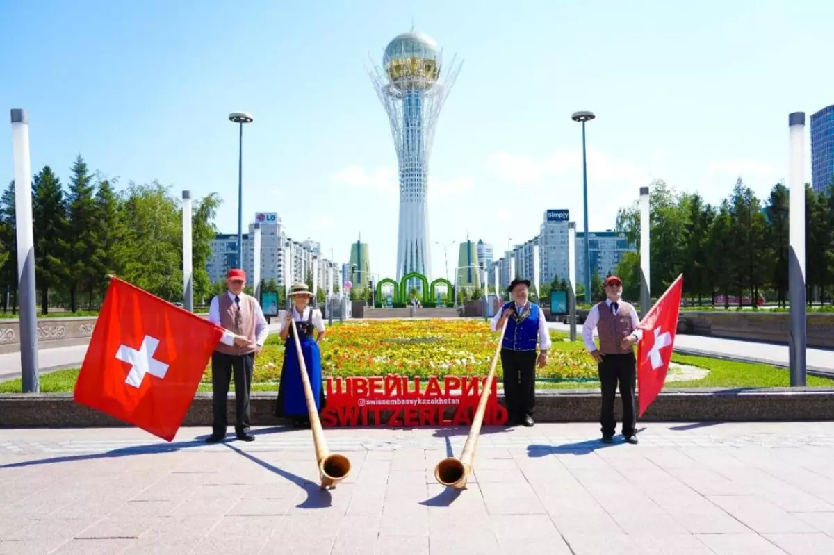 Астанада Швейцария әртістері өнер көрсетеді