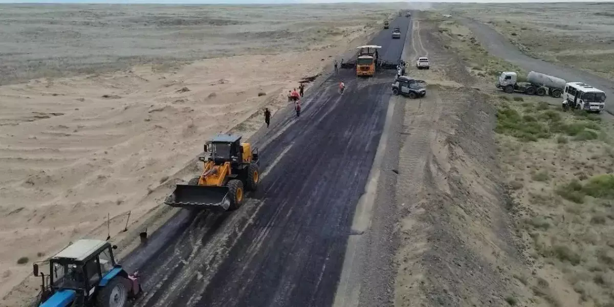 Озвучена дата завершения строительства 132 км дорог до озера Балхаш в области Жетысу