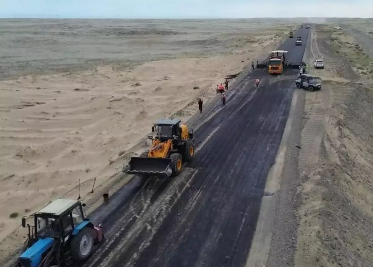 Строительство дороги до Балхаша закончат до начала турсезона 2025 года