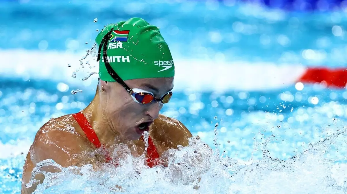 Олимпийская чемпионка по плаванию Смит объявила о завершении карьеры