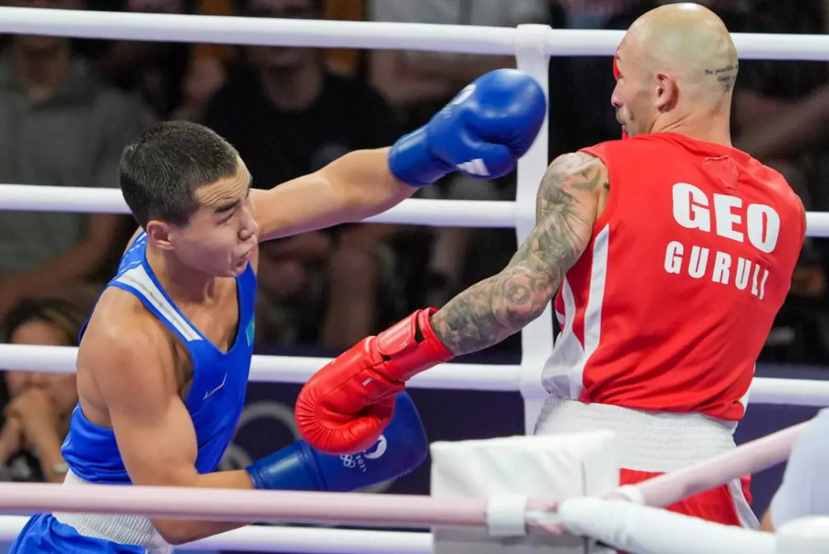 Казахстанский боксёр Мухаммедсабыр Базарбайулы не вышел в полуфинал Олимпиады-2024