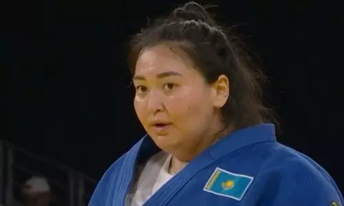 Титулованная казахстанская дзюдоистка потерпела фиаско в первом поединке Олимпиады-2024
