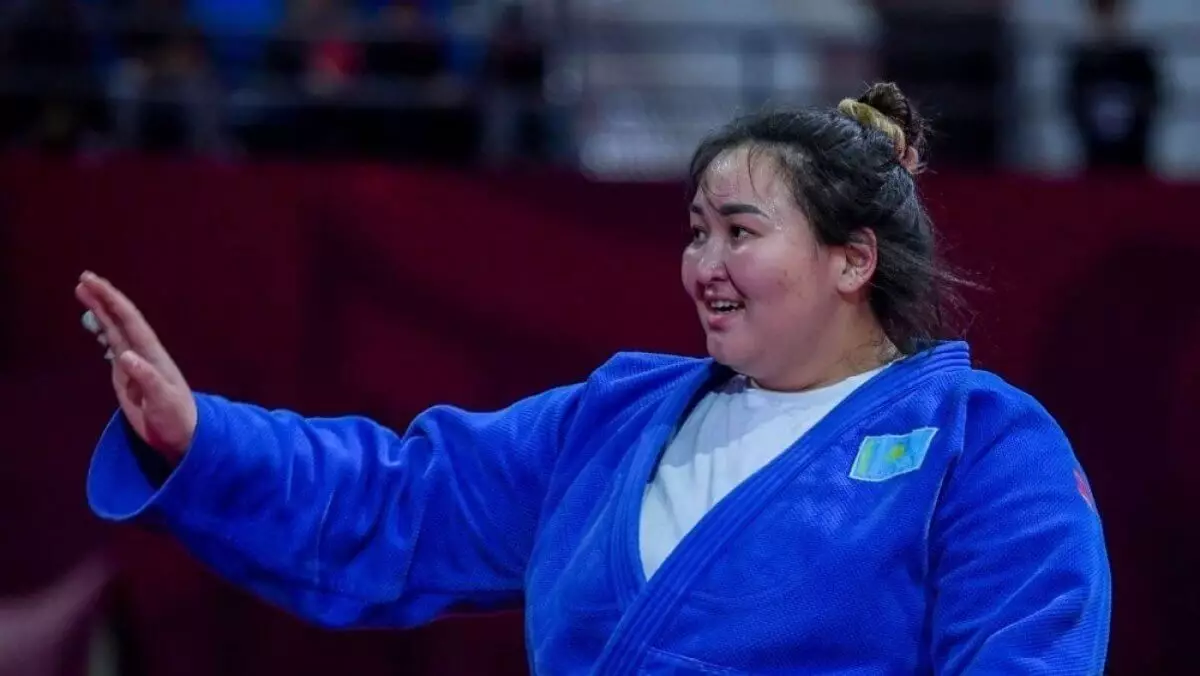 Олимпиада-2024: Камила Берликаш уступила монгольской сопернице