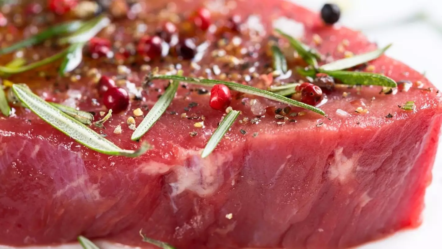 25 килограммов на человека: где в Казахстане едят больше всего мяса