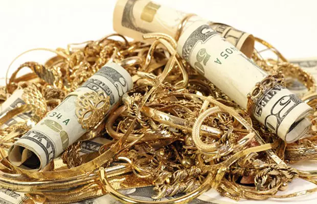 Фигуранты дела о контрабанде золота и медикаментов отделались штрафами в Астане