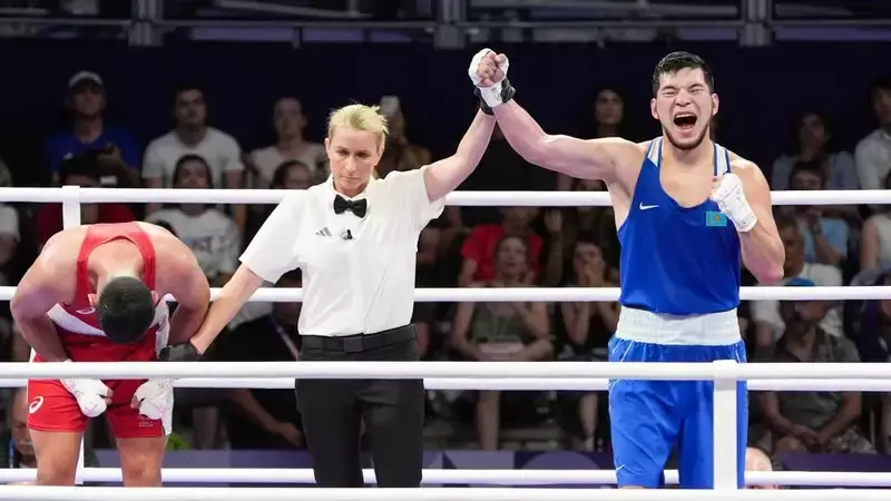 В Азербайджане "отдали" боксёру из Казахстана медаль Олимпиады