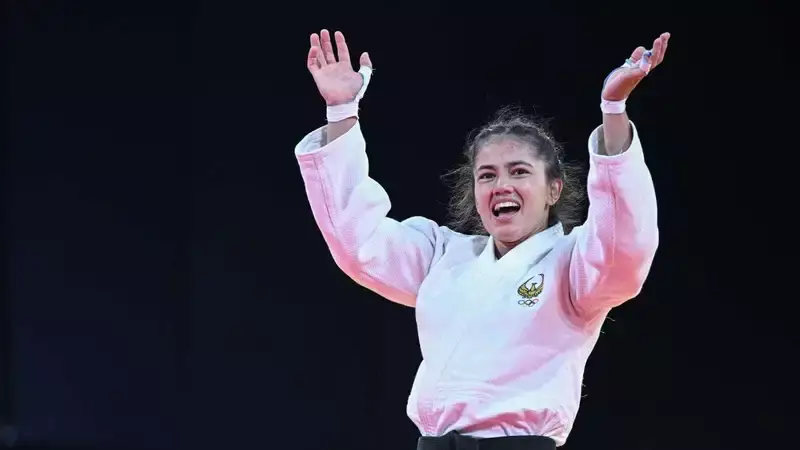 Олимпийская чемпионка из Узбекистана обратилась к соотечественнику после его победы над казахстанцем