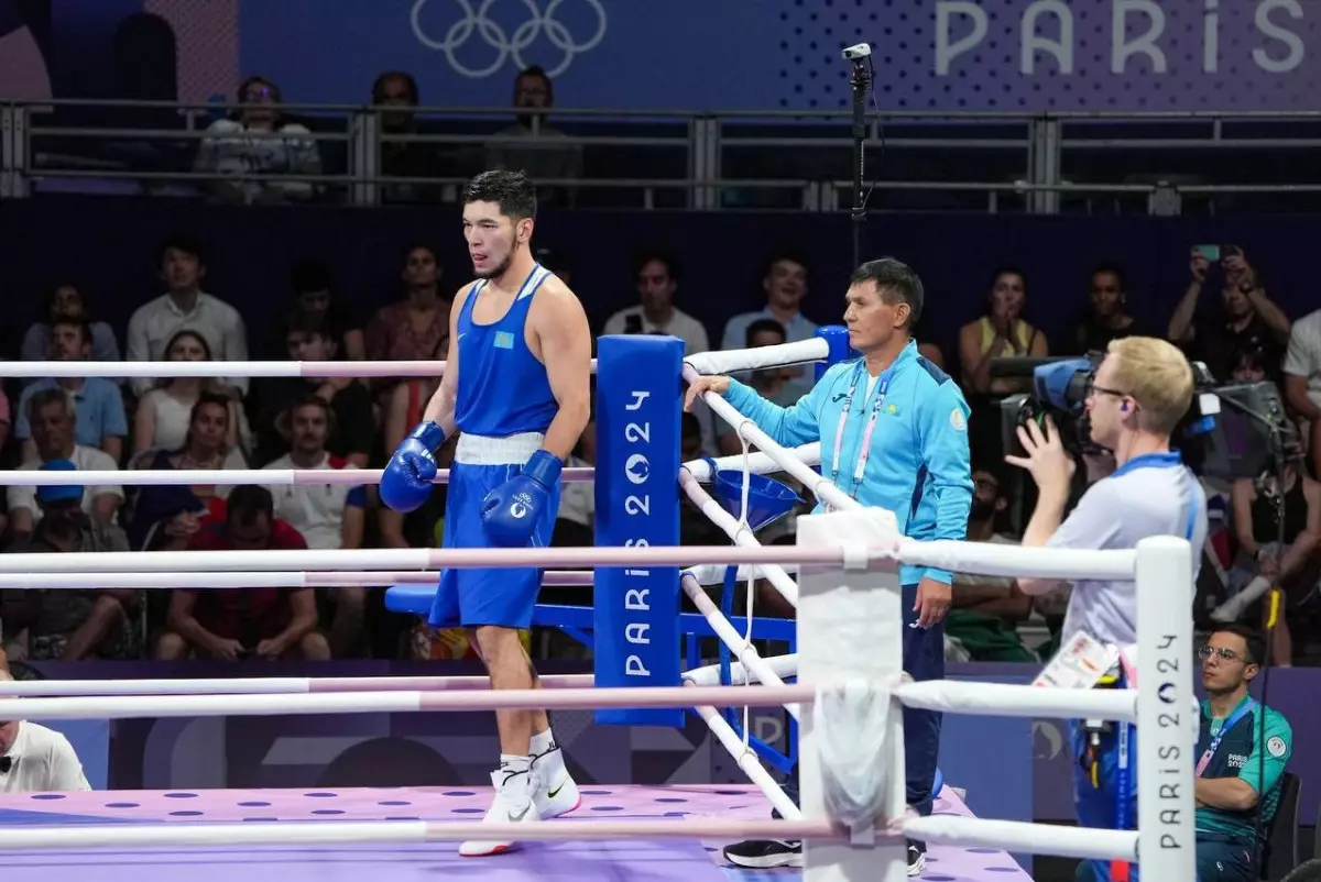 Боксёр Нурбек Оралбай вышел в полуфинал Олимпиады и гарантировал себе медаль