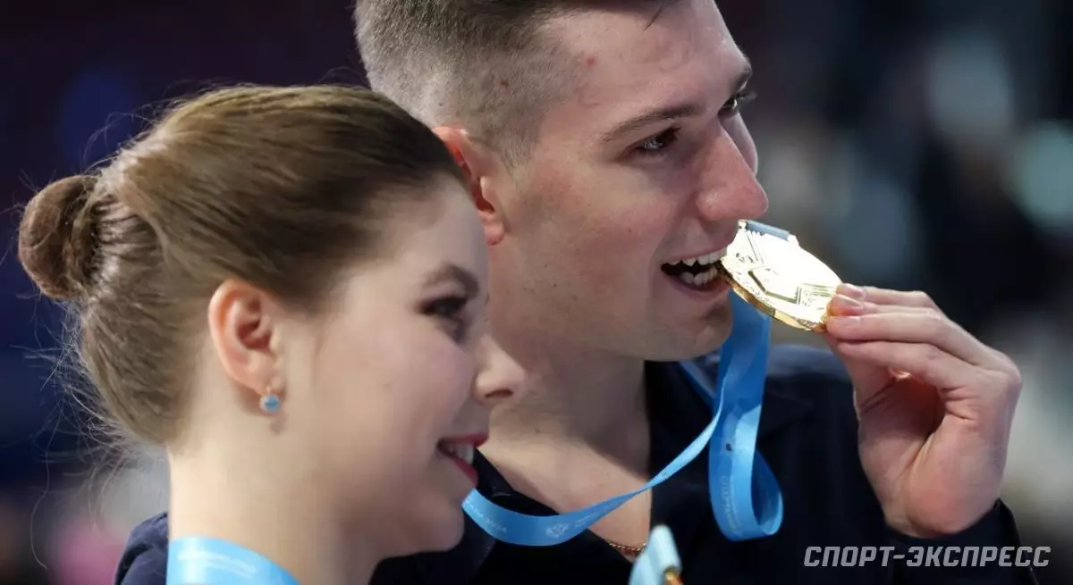 Галлямов и Мишина пошутили над решением CAS оставить сборной бронзу Олимпиады-2022
