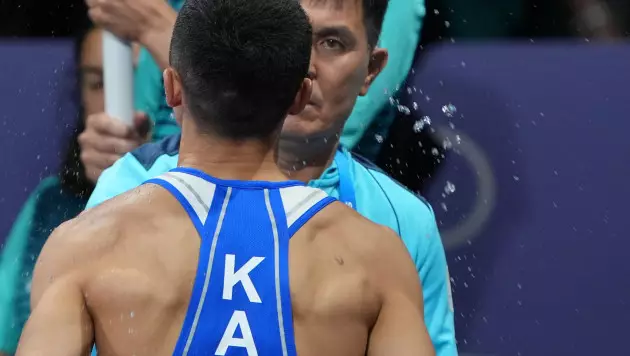 В супербитве Казахстан - Узбекистан определился медалист ОИ-2024 в боксе