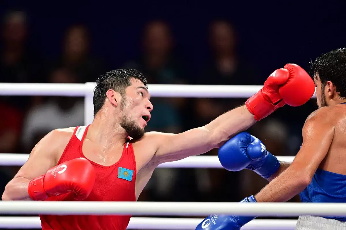 Медалист Олимпиады заявил, что казахстанские боксеры проиграли судьям