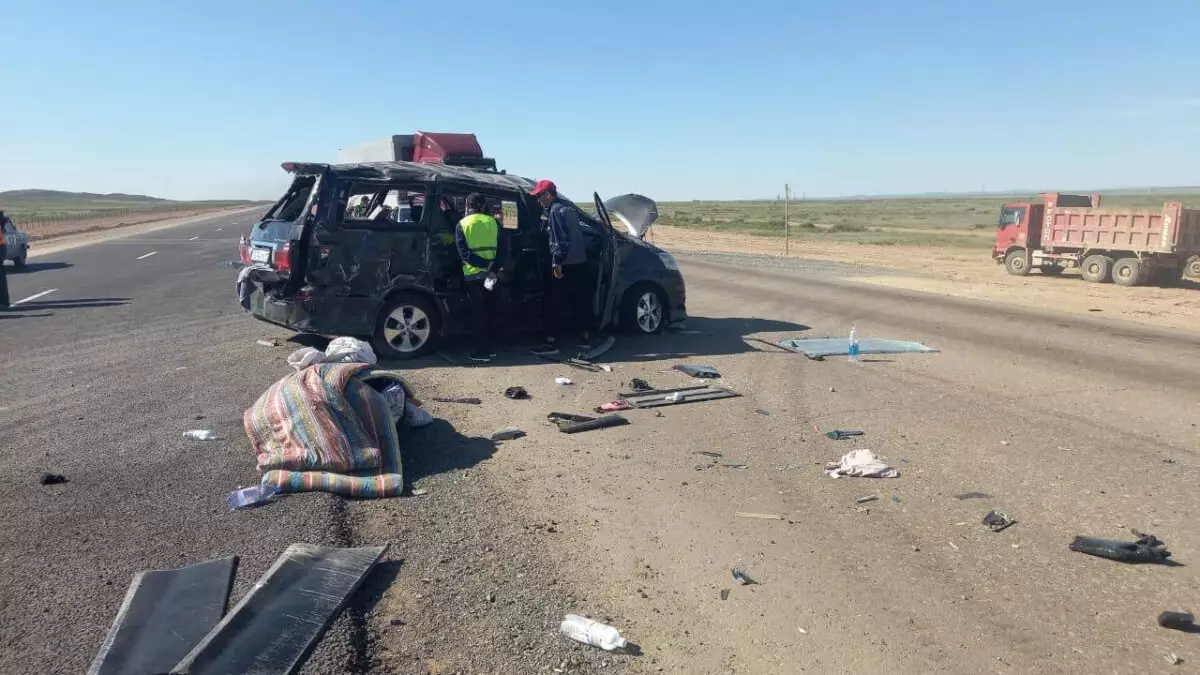 «Жолды қауіпсіз ету өз қолымызда»: ҚазАвтожол жол апатының жантүршігерлік суреттерімен бөлісті