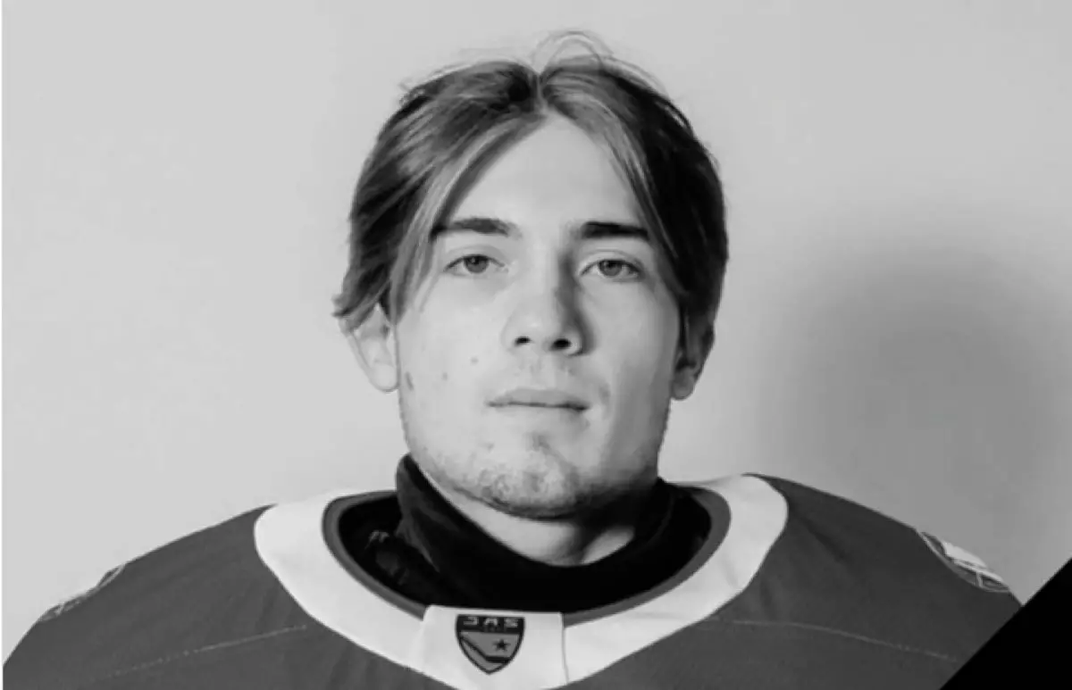 19-летний хоккеист умер во время тренировки в Усть-Каменогорске