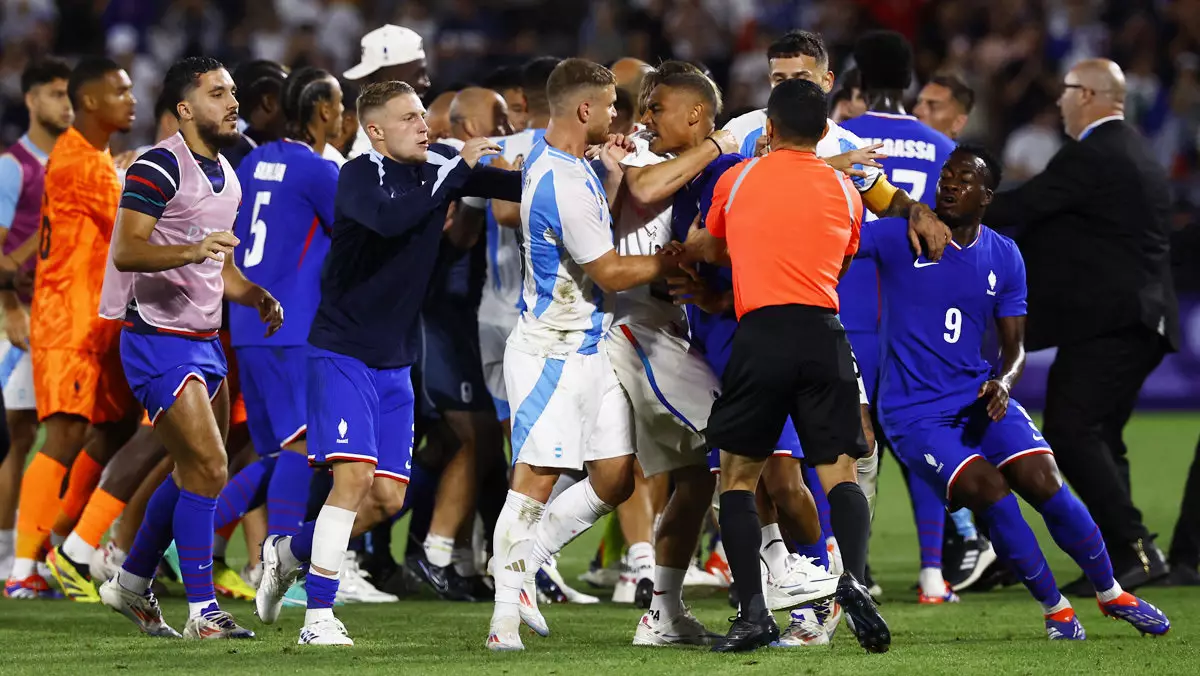 Диалло — о потасовке: «Французские игроки подвергались провокациям во время матча с Аргентиной»