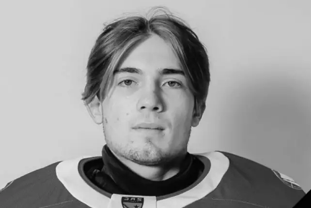 Умер 19-летний казахстанский хоккеист