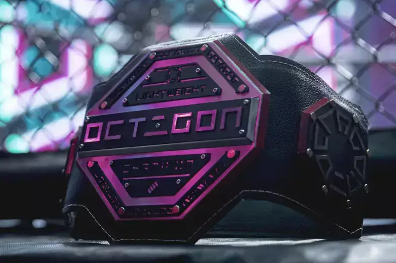 OCTAGON 61: өзбек файтері қырғызстандық спортшыны қылқындыру әдісімен жеңді