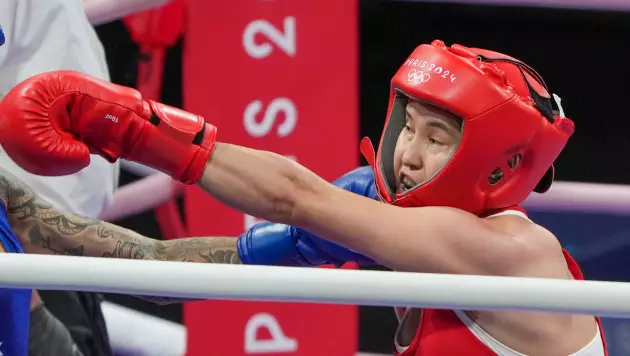 Казахстан выиграл вторую медаль в боксе на Олимпиаде