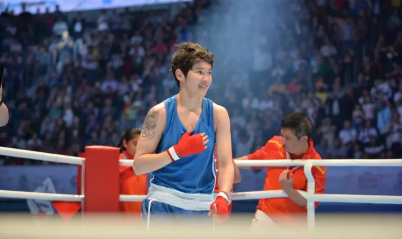 Назым Кызайбай принесла Казахстану вторую медаль в боксе на Олимпиаде-2024