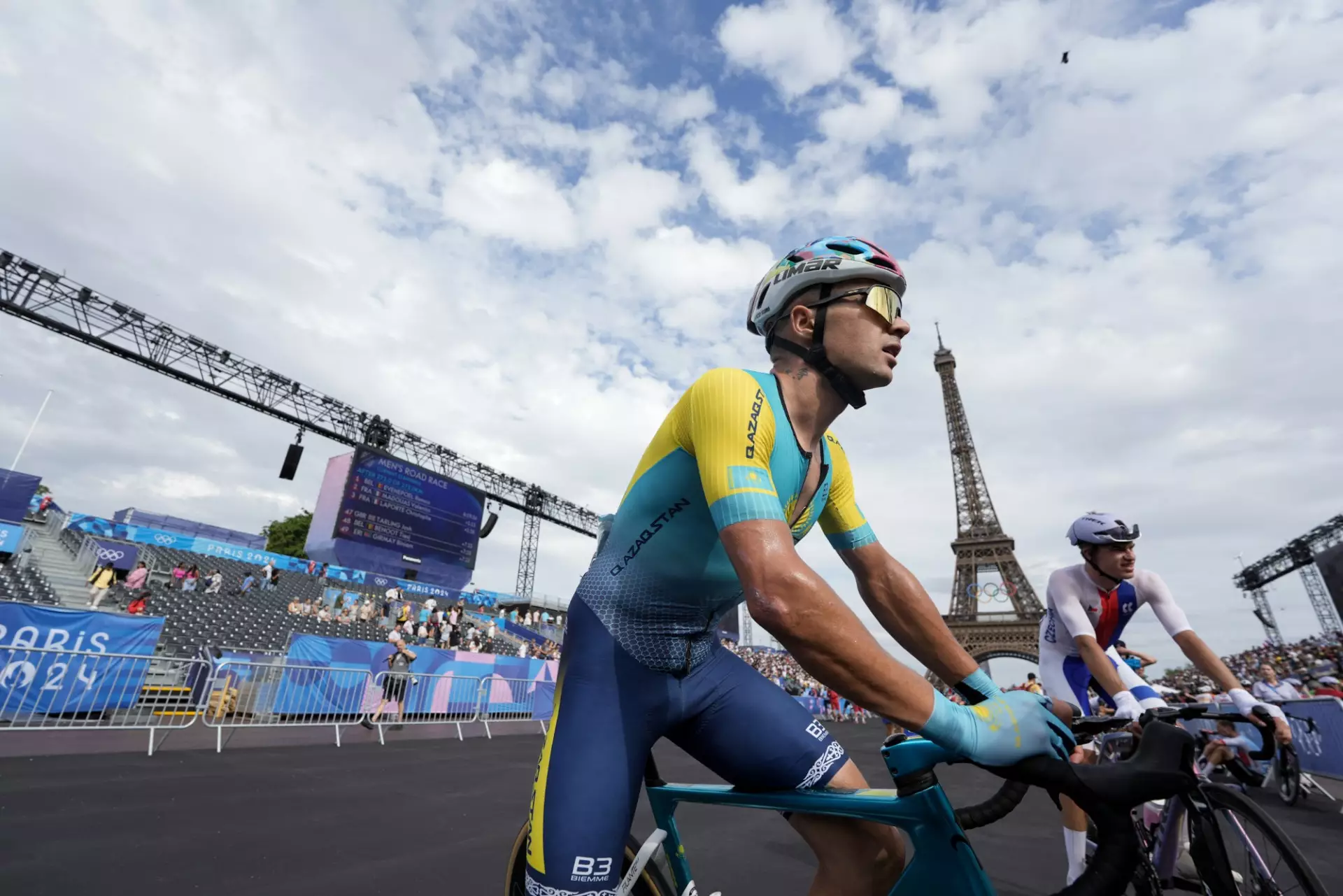 Казахстанские велогонщики завершили выступление на ОИ