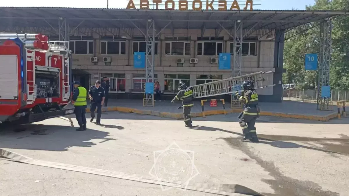 В Усть-Каменогорске чуть не сгорел автовокзал