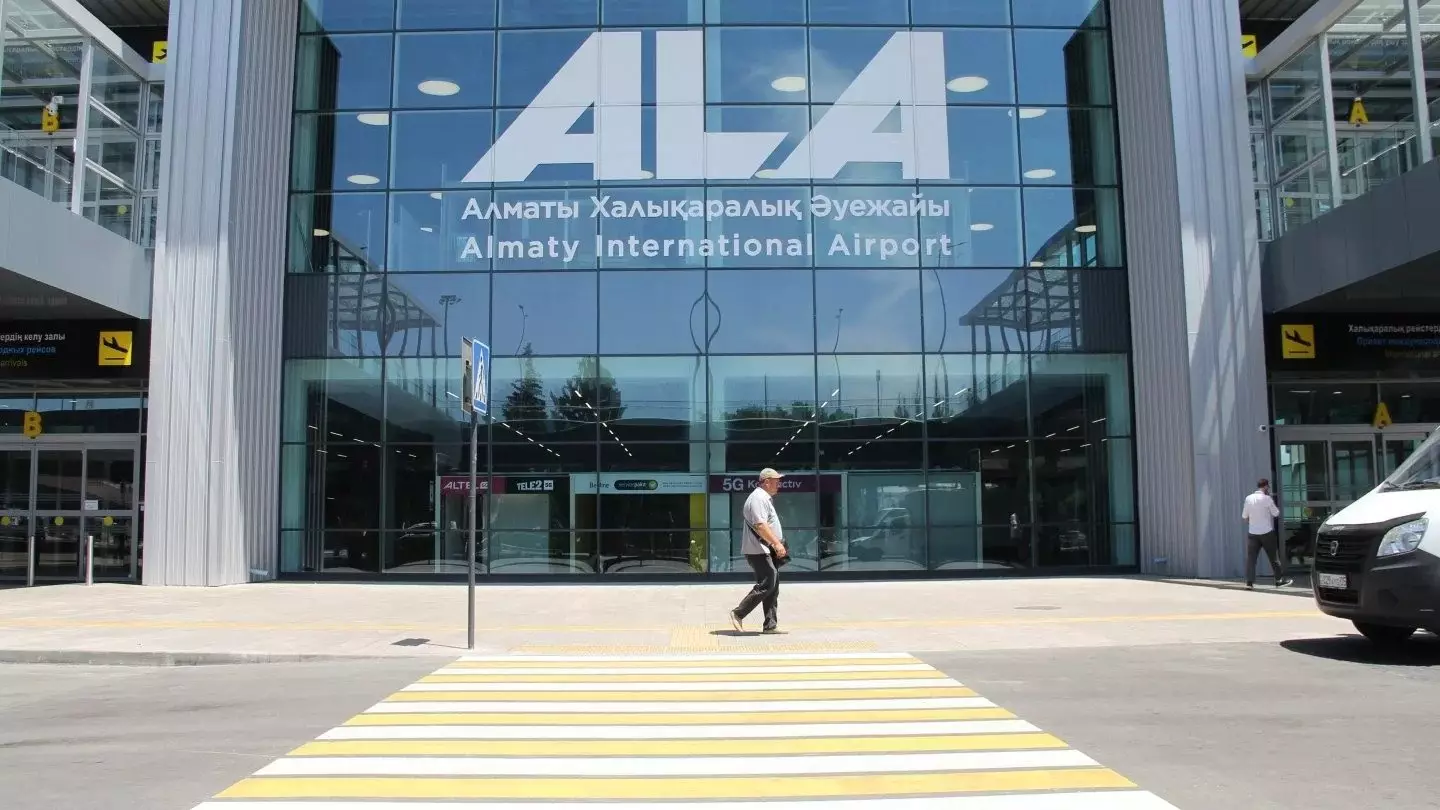 Путешественников ждут дополнительные неудобства в аэропорту Алматы