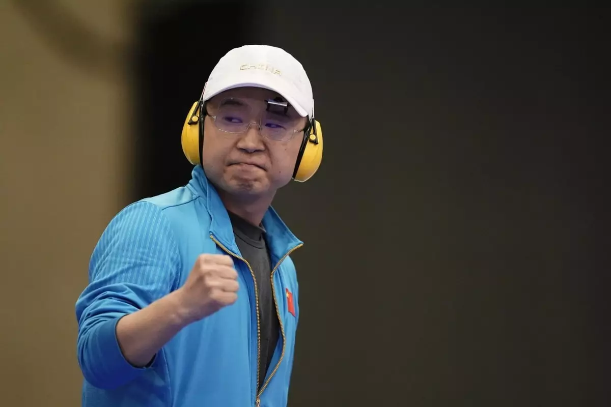 Ли Юэхун стал олимпийским чемпионом в скорострельной стрельбе