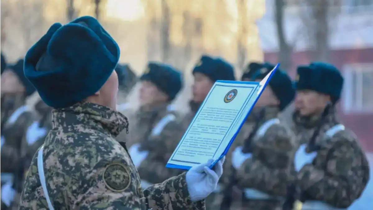 В казахстанскую армию будут призывать больше парней