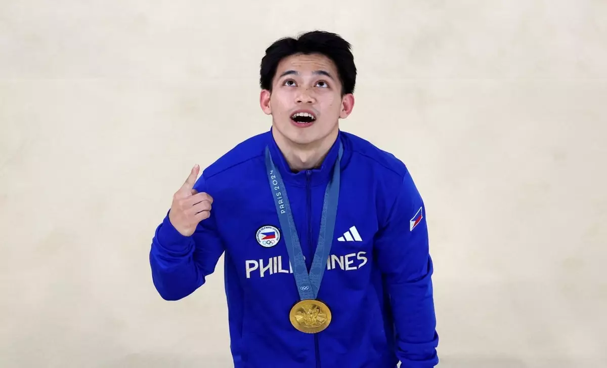 Филиппинский гимнаст Юло получит квартиру и пожизненный запас лапши за два золота Олимпиады