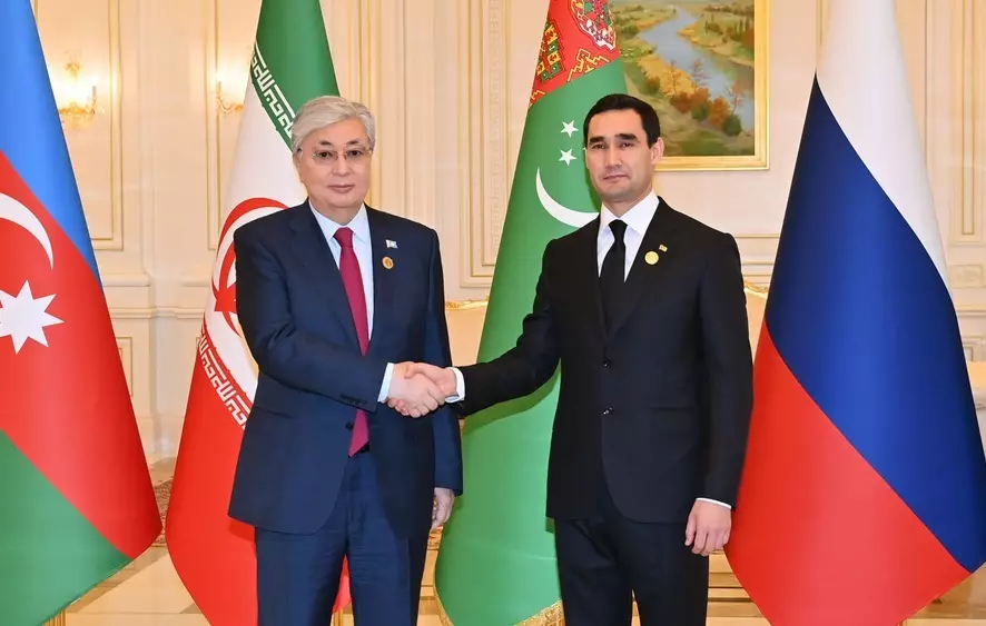 Токаев готовится посетить осенью Туркменистан