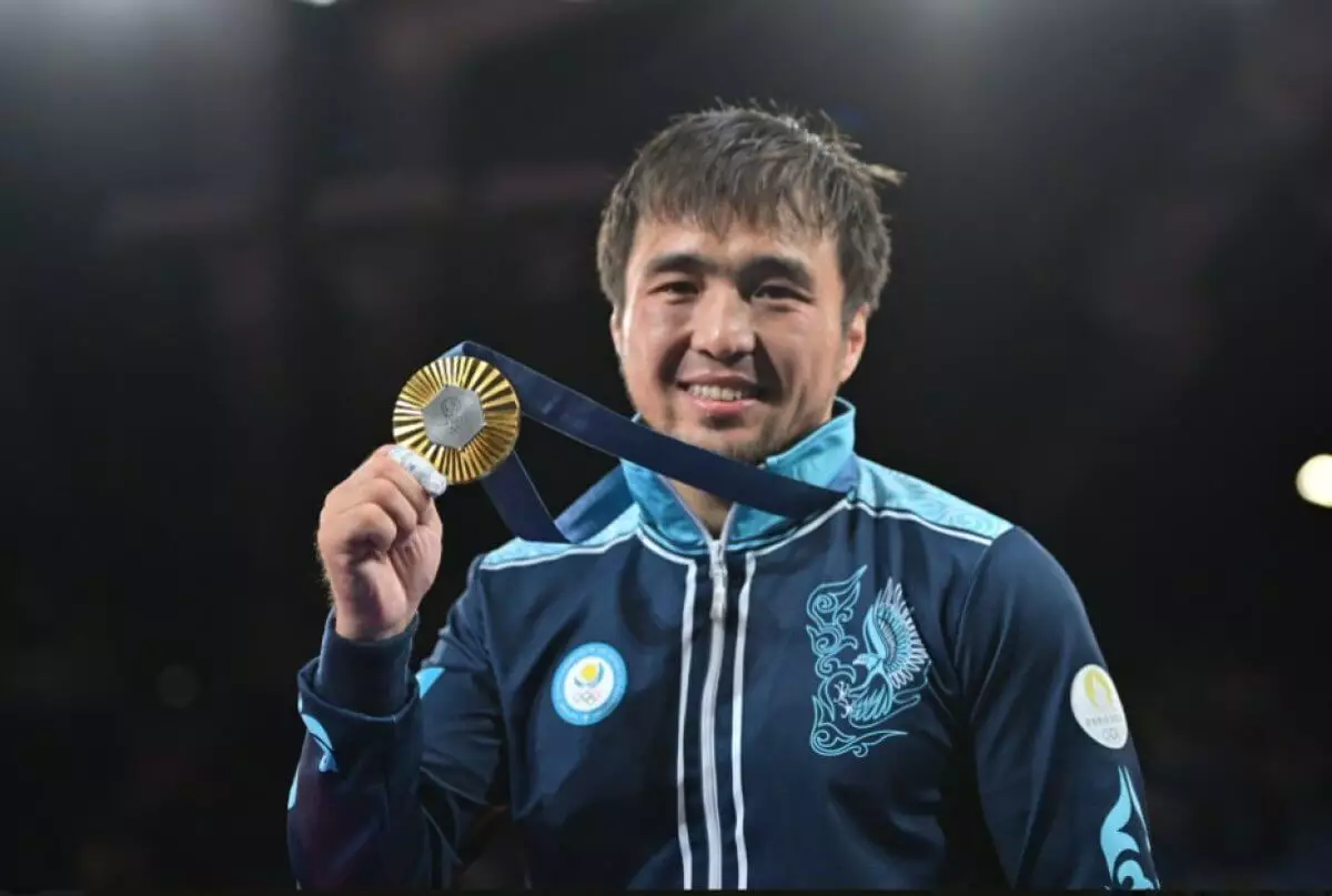 "Не позволил никому отдать": Сметов рассказал как отстоял честь Казахстанского флага