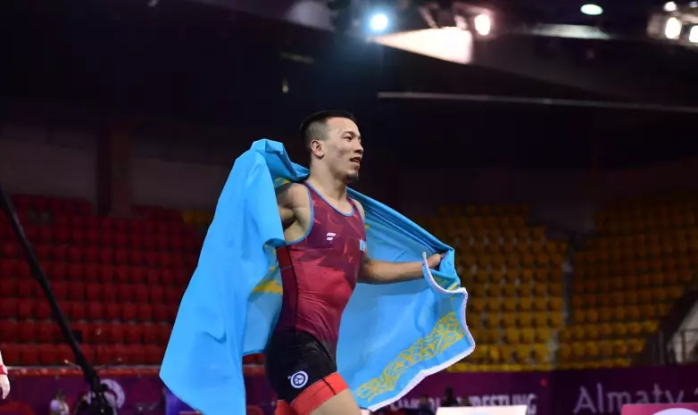 Олимпиада-2024: Айдос Султангали проиграл в первом раунде борцу из Кыргызстана