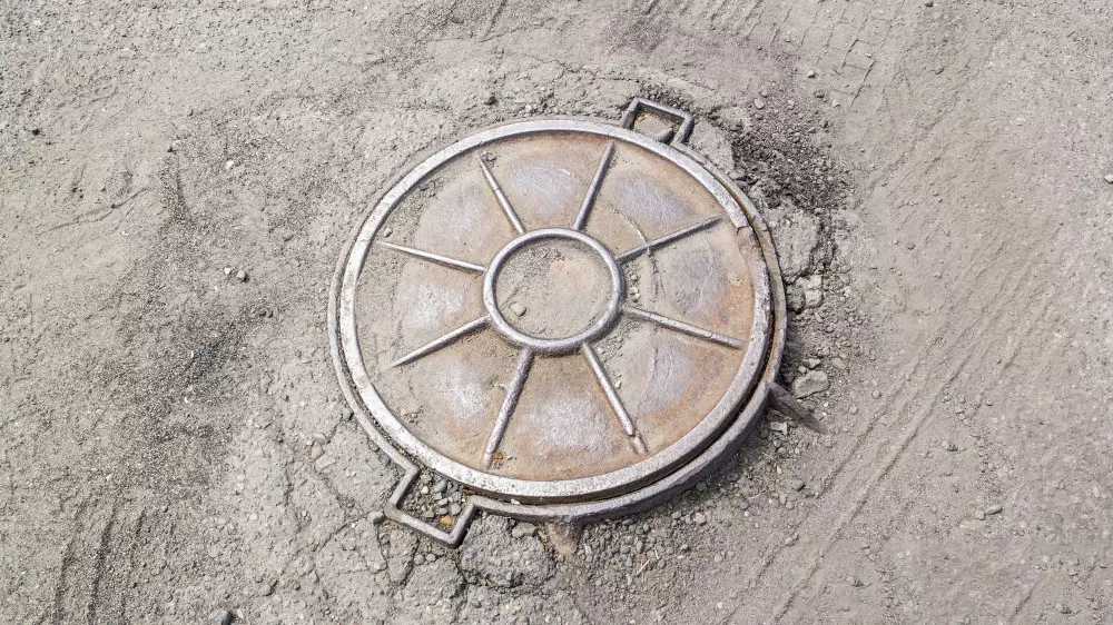 Тела водопроводчиков и сельчанина нашли в колодце в Абайской области