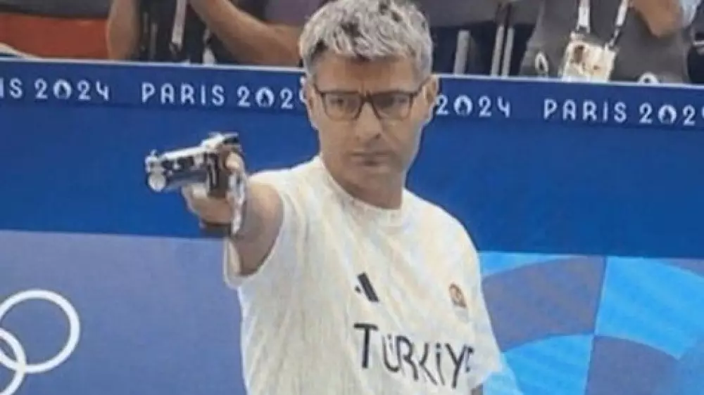 51-летний турецкий стрелок высказался о небывалой популярности, которую получил на Олимпиаде