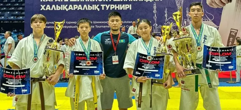 Жас каратэшілер халықаралық турнирлерде жүлделі орындарға ие болды