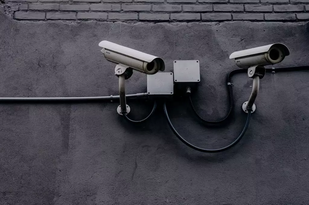 В Казахстане начали использовать камеры с ИИ для поиска преступников