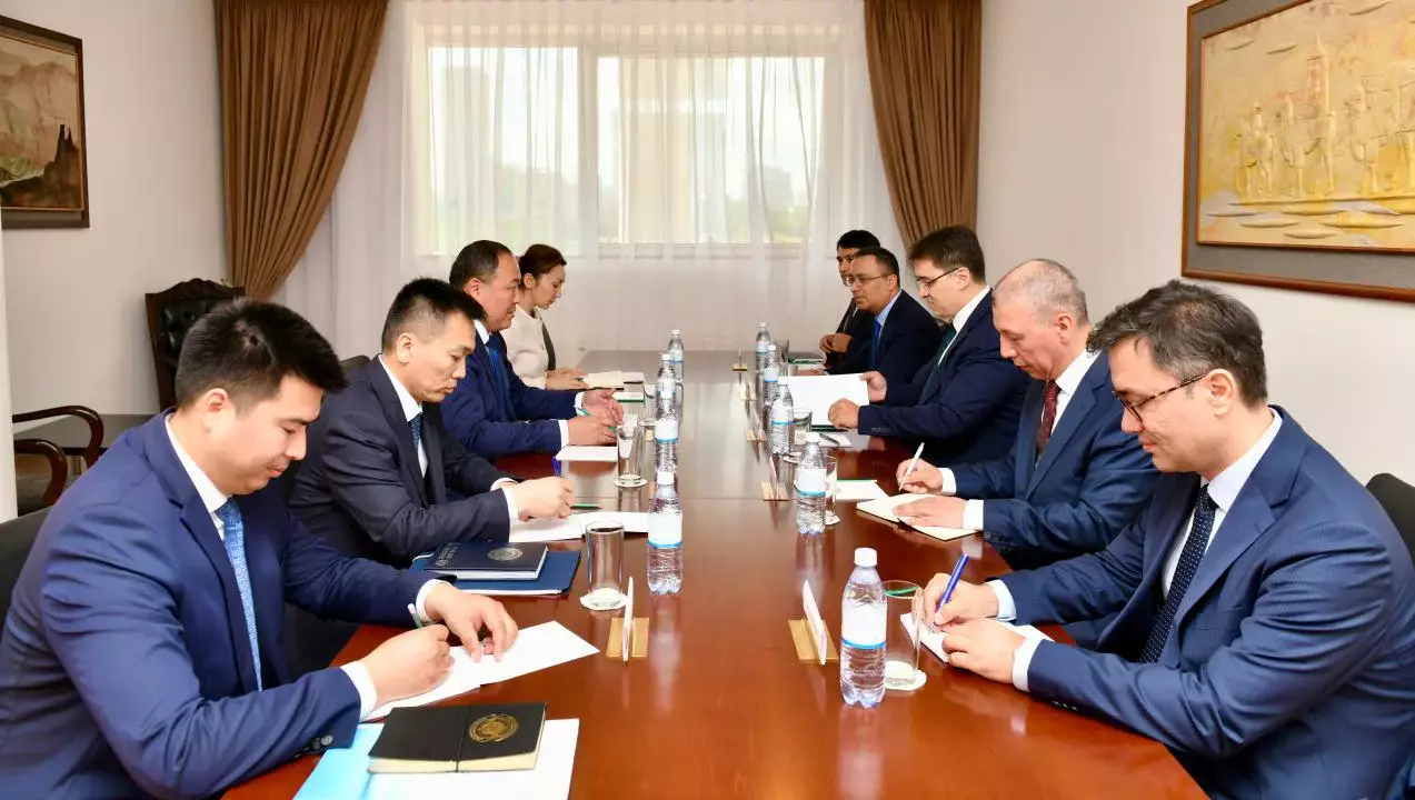 Казахско-узбекские консультации состоялись в Министерстве иностранных дел