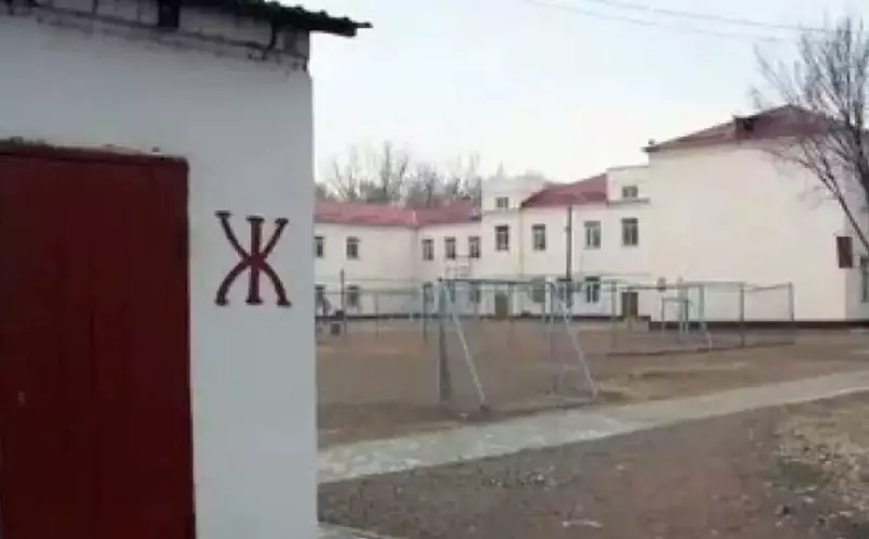 Дальние села: где в Казахстане еще остались школы с уличными туалетами
