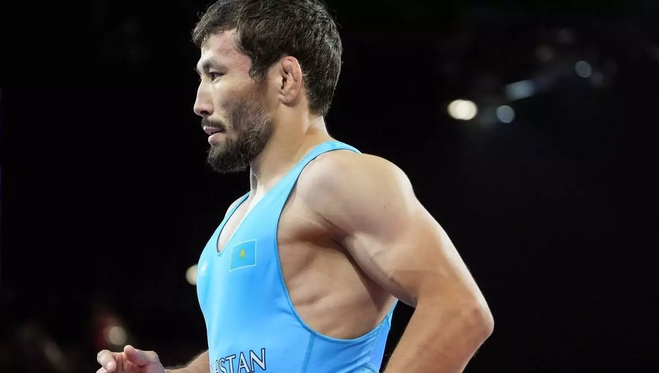 Казахстанский борец Демеу Жадраев вышел в полуфинал Олимпиады в Париже
