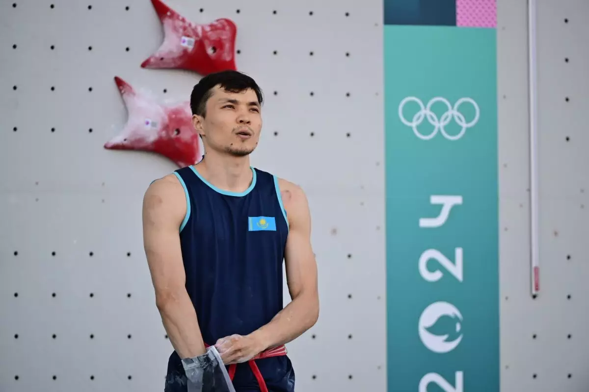 Париж-2024: Құзға өрмелеуші Әмір Маймұратов Олимпиада рекордын жаңартты