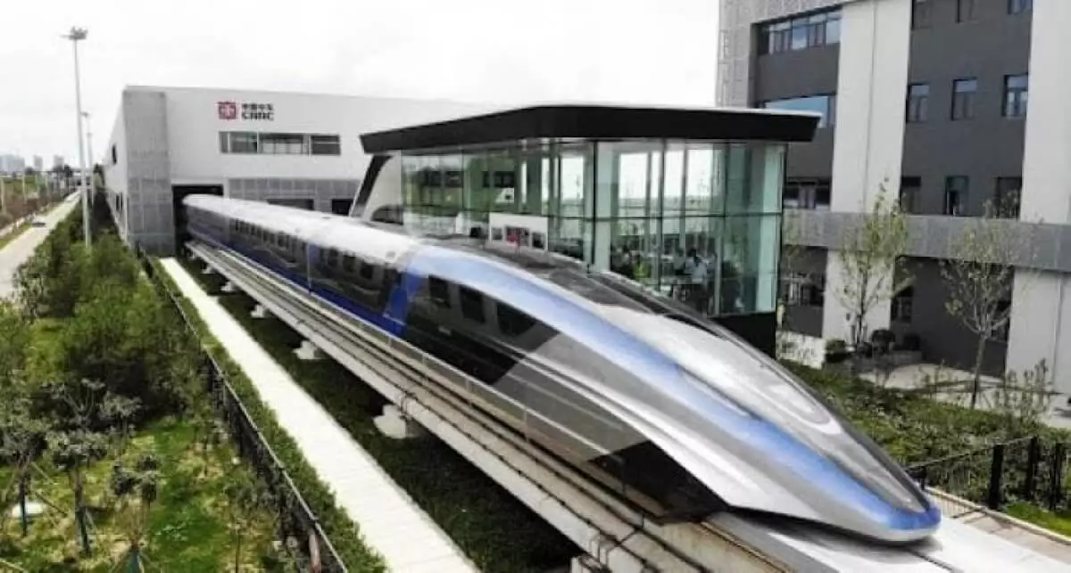 Поезд с рекордной скоростью движения испытали в Китае