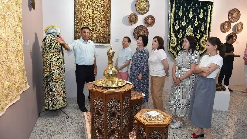 Современное искусство Узбекистана представили в Астане