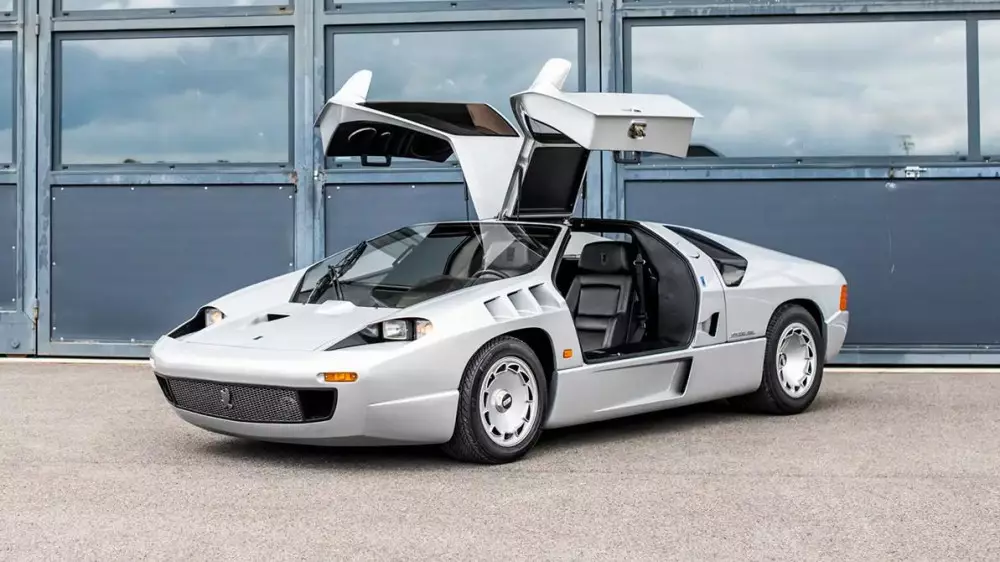 Редкий Isdera Imperator 108i продадут на аукционе RM Sotheby’s