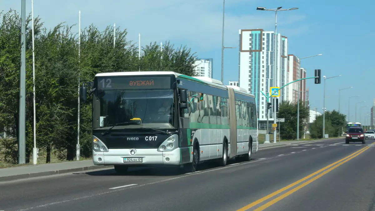 Бүгін Астанада 17 автобустың бағыты өзгереді