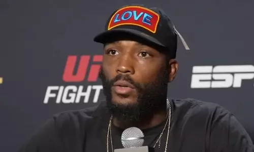 Непобежденный боец UFC высказался о дебютанте из Казахстана перед поединком