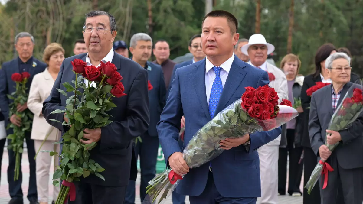 «Человек, запомнивший слова мудрых, сам становится благоразумным»: день Абая празднуют в Павлодаре