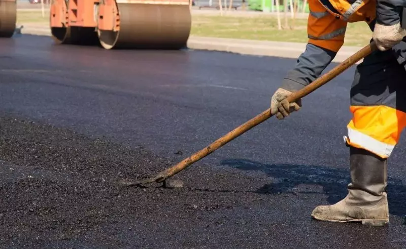 В Алматы перекроют движение на дороге до Медеу