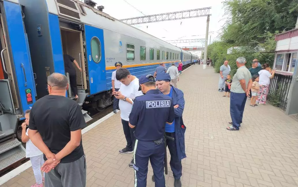 Продолжается тотальная проверка пассажирских поездов